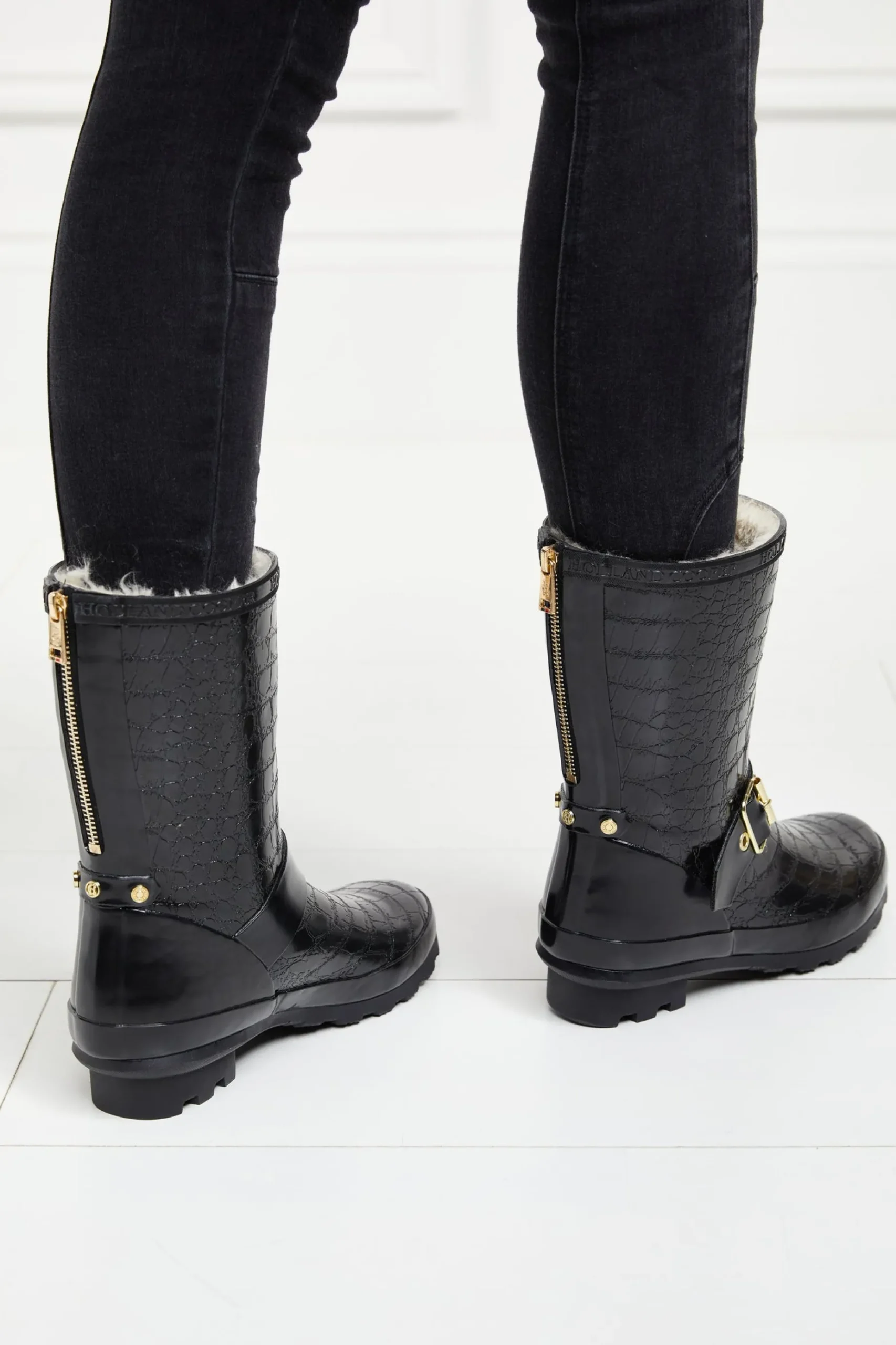 Sherpa Lined Chelsea Wellington