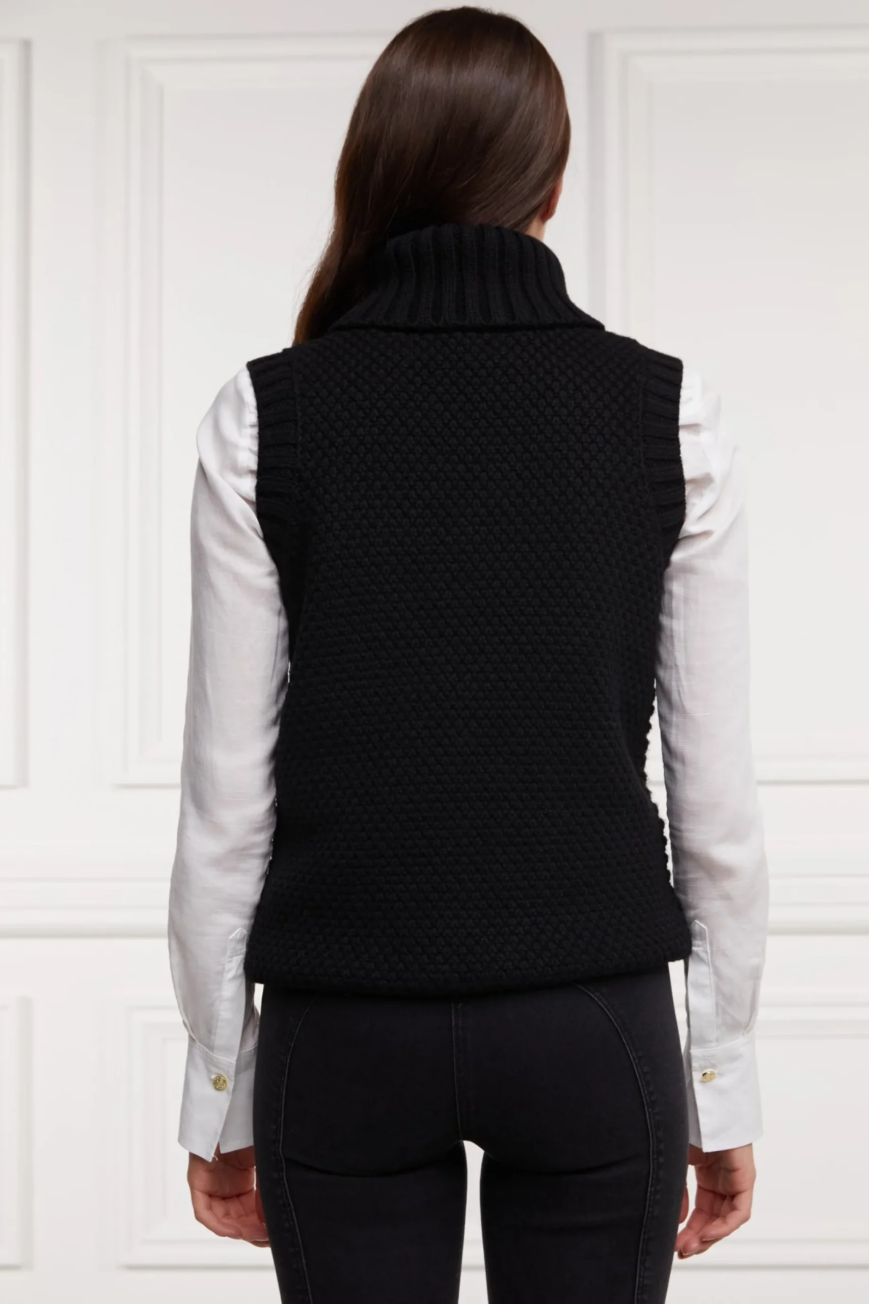 Sleeveless Knit